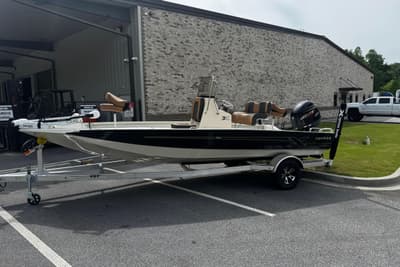 BOATZON | Xpress H20B Bay 2026 BOATZON | Xpress H20B Bay 2026