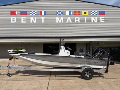 BOATZON | Xpress H20B Bay 2026