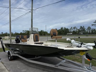 BOATZON | Xpress H20B Bay 2027