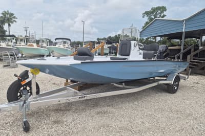 BOATZON | Xpress H20B Bay 2027