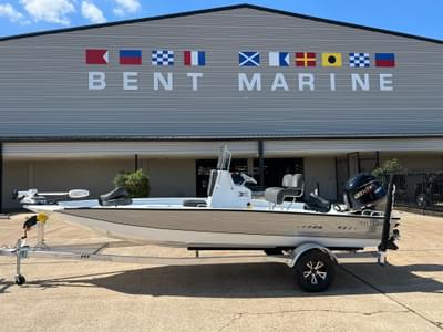 BOATZON | Xpress H20B HYPERLIFT BAY 2026