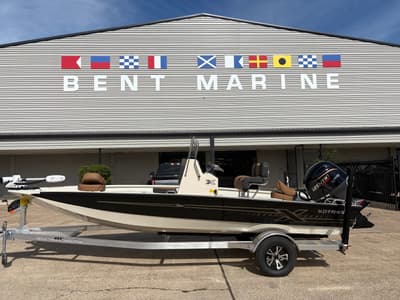 BOATZON | Xpress H20B HYPERLIFT BAY 2026