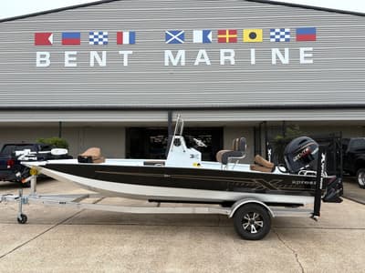 BOATZON | Xpress H20B HYPERLIFTBAY 2026