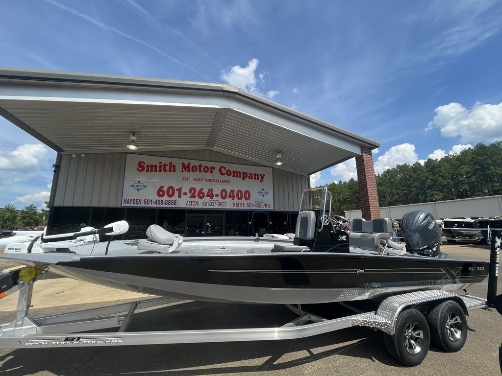 2025 Xpress H22 - Sold Boat