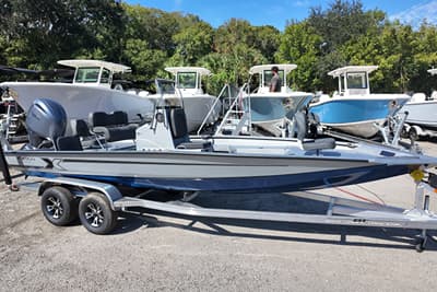 BOATZON | Xpress H22 Bay 2027