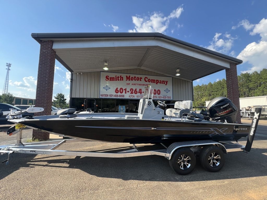 2025 Xpress H22B - Sold Boat