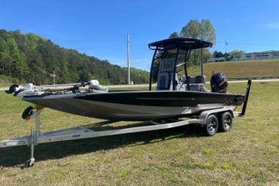 BOATZON | Xpress H22B Bay 2025