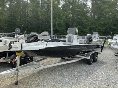 BOATZON | Xpress H22B Bay 2026
