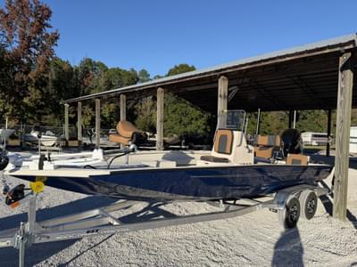 BOATZON | Xpress H22B Bay 2026 BOATZON | Xpress H22B Bay 2026