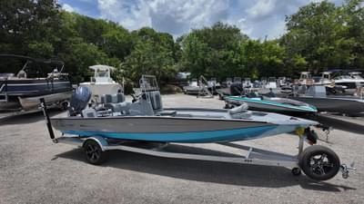 BOATZON | Xpress H22B Bay 2026 BOATZON | Xpress H22B Bay 2026