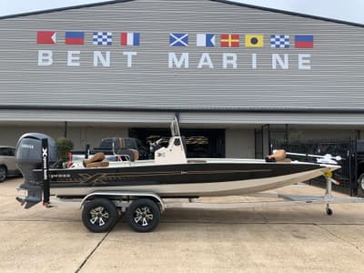 BOATZON | Xpress H22B HYPERLIFT BAY 2026