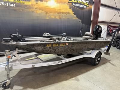 BOATZON | Xpress HD15DB W 2023 Mercury 25 2018