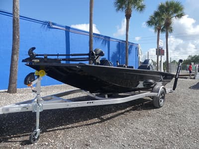 BOATZON | Xpress Hyper Lift H17 2027