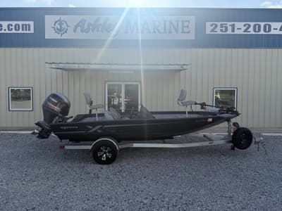 BOATZON | Xpress HyperLift Bass Series H18 BASS 2024