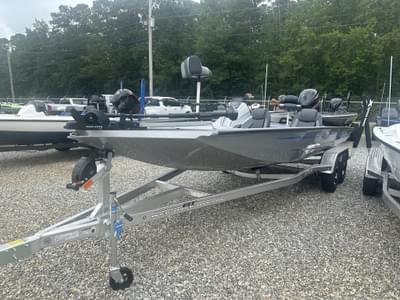 BOATZON | Xpress HyperLift Bass Series H20 2026