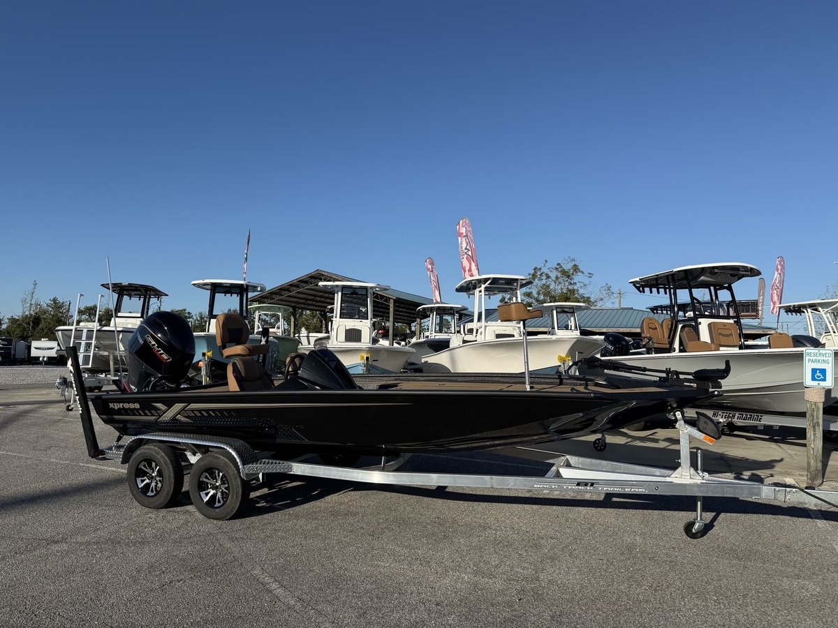 2026 Xpress HyperLift Bass Series H20 - Sold Boat