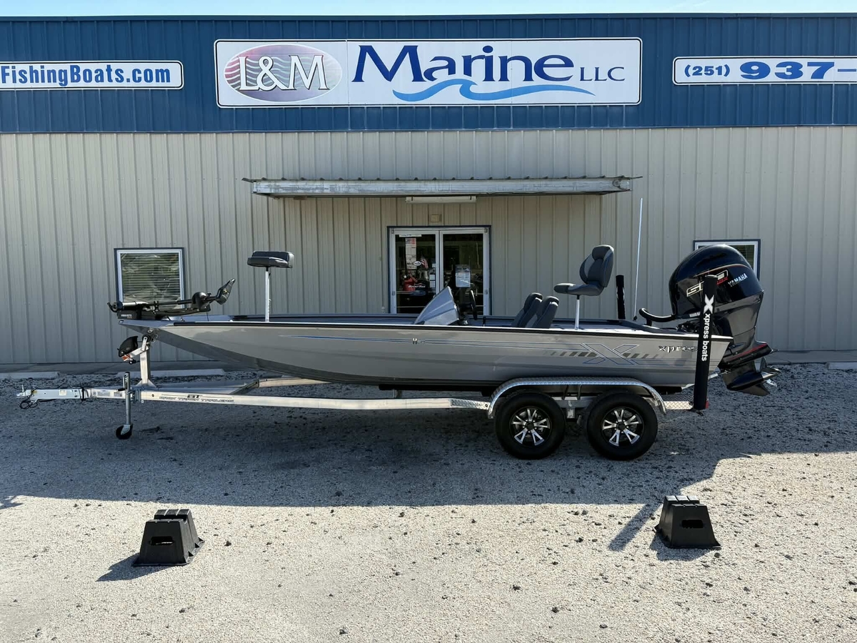 2026 Xpress HyperLift Bass Series H20 - Sold Boat