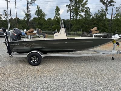 BOATZON | Xpress HyperLift Bay Series H20 BAYLOADED 2027 BOATZON | Xpress HyperLift Bay Series H20 BAYLOADED 2027