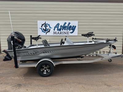 BOATZON | Xpress HyperLift Crappie Series H17 CRAPPIE 2027