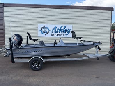 BOATZON | Xpress HyperLift Crappie Series H18C 2026