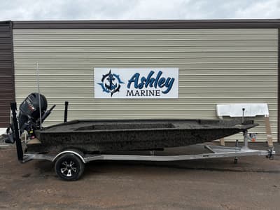 BOATZON | Xpress HyperLift Duck Boat Series X18DB 2026