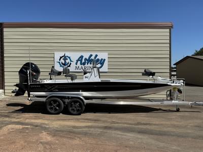 BOATZON | Xpress HyperLift Series H22B 2026 BOATZON | Xpress HyperLift Series H22B 2026