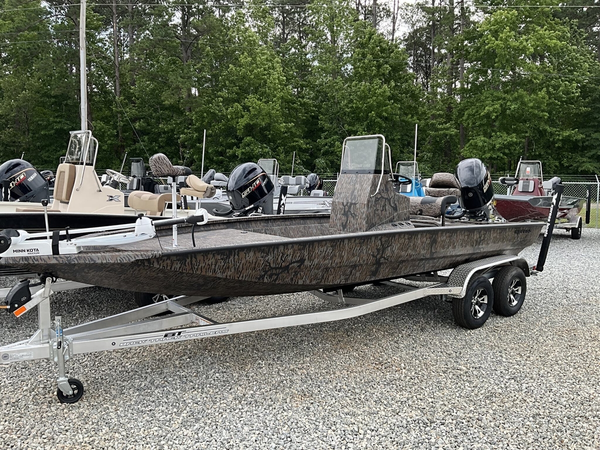 2026 Xpress X21 Bay - Sold Boat