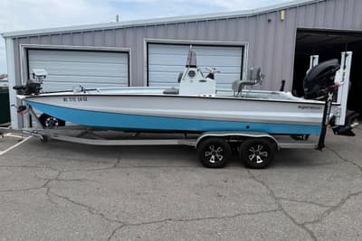 BOATZON | Xpress X23 Bay 2021
