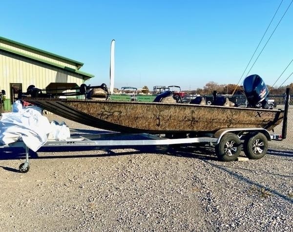 2024 Xpress XP200 - Sold Boat