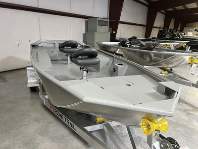 BOATZON | Xtreme Boats Brute 1654SS Tunnel 2026 BOATZON | Xtreme Boats Brute 1654SS Tunnel 2026