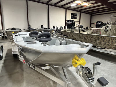 BOATZON | Xtreme Boats Brute 1754SS Tunnel 2026