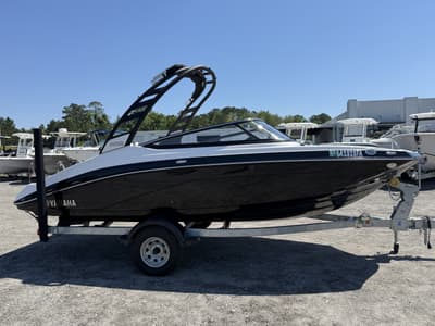 BOATZON | Yamaha 195S 2024