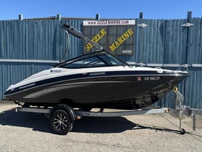 BOATZON | Yamaha 19FT AR192 2013 BOATZON | Yamaha 19FT AR192 2013