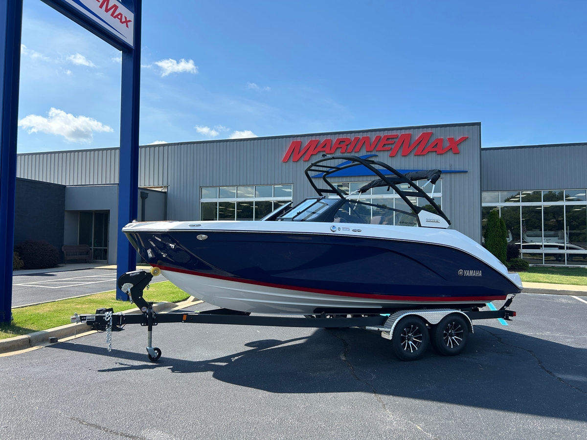 2026 Yamaha 222SE - Sold Boat