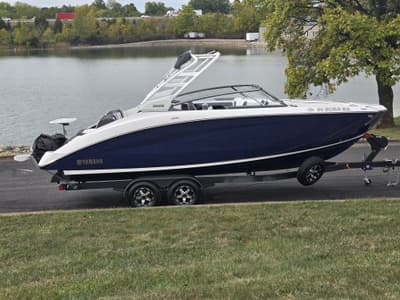 BOATZON | Yamaha 252S 2021