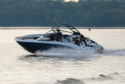 BOATZON | Yamaha 252S 2026