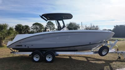 BOATZON | Yamaha 255FSH SP E 2026