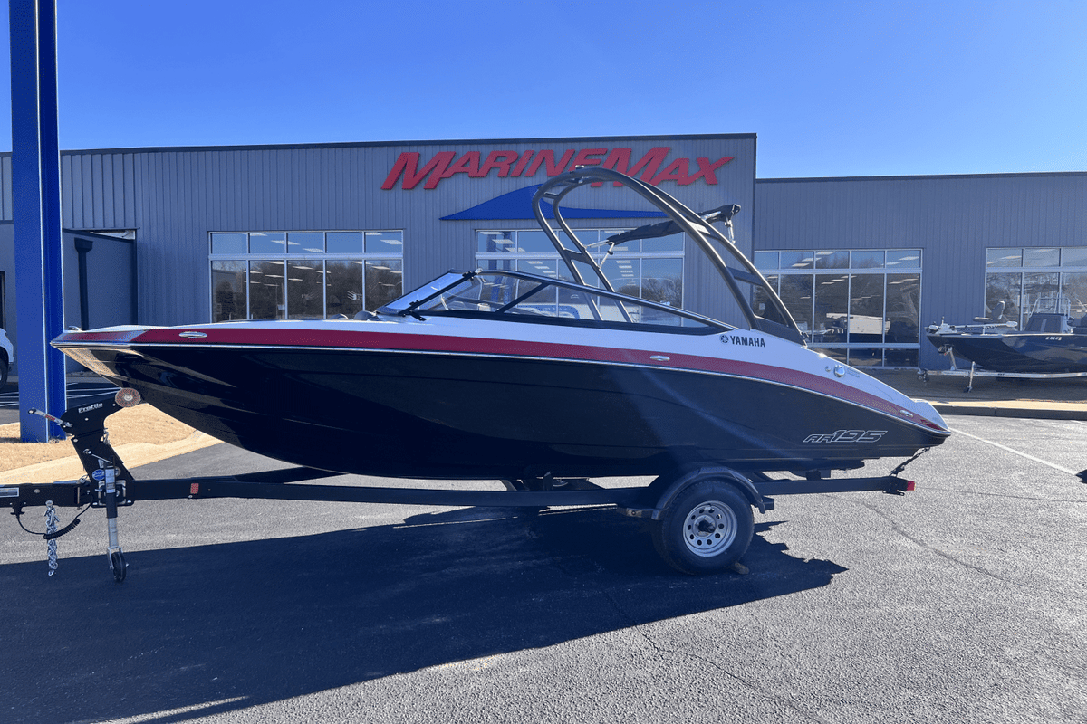 2025 Yamaha AR195 - Sold Boat