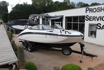 BOATZON | Yamaha AR210 2018