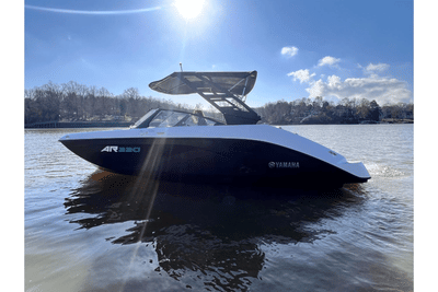BOATZON | Yamaha AR220 2025