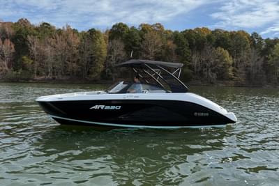 BOATZON | Yamaha AR220 2026