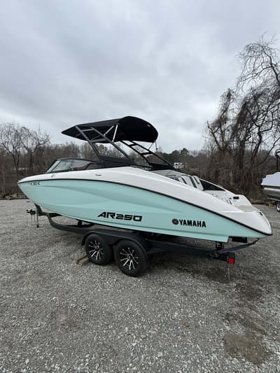 BOATZON | Yamaha AR250 2024