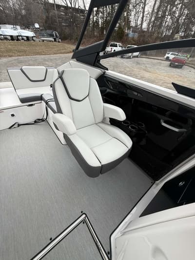 BOATZON | Yamaha AR250 2024