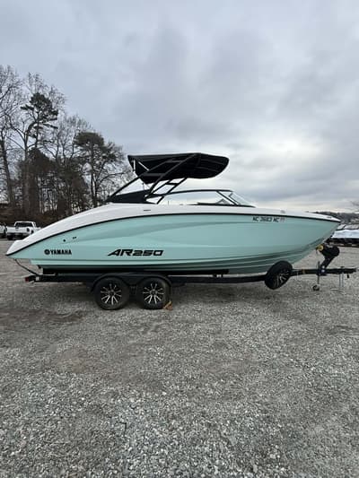 BOATZON | Yamaha AR250 2024