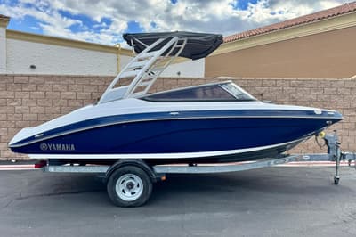 BOATZON | Yamaha Boats 195S 2021