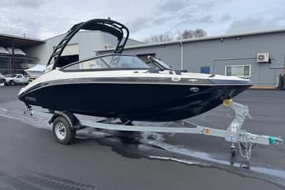 BOATZON | Yamaha Boats 195S 2024