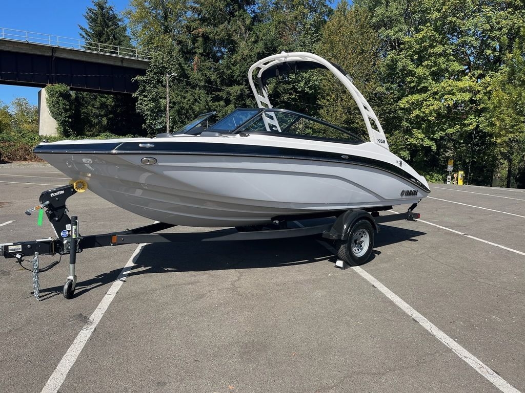2025 Yamaha Boats 195S - Sold Boat