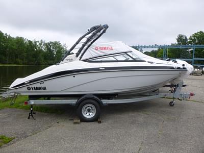 BOATZON | Yamaha Boats 195S 2025 BOATZON | Yamaha Boats 195S 2025