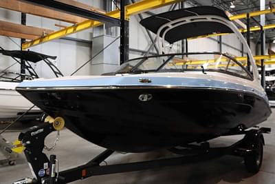 BOATZON | Yamaha Boats 195S 2025