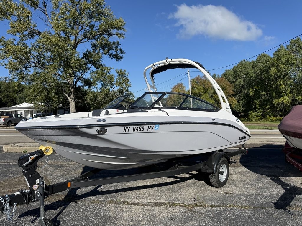 2026 Yamaha Boats 195S - Sold Boat